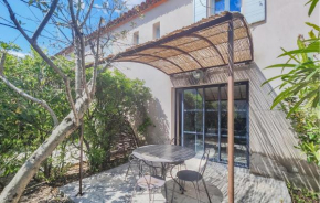 Nice Home In Saint-Laurent-De-La-Cabrerisse